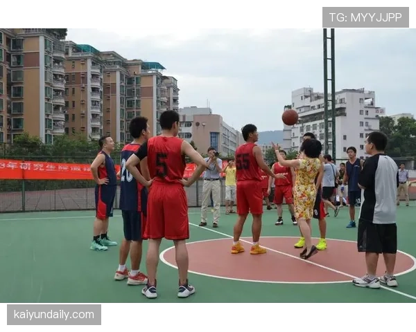 篮球底线发球规则详解,你需要了解这些要点! 篮球底线发球规则详解,你需要了解这些要点!